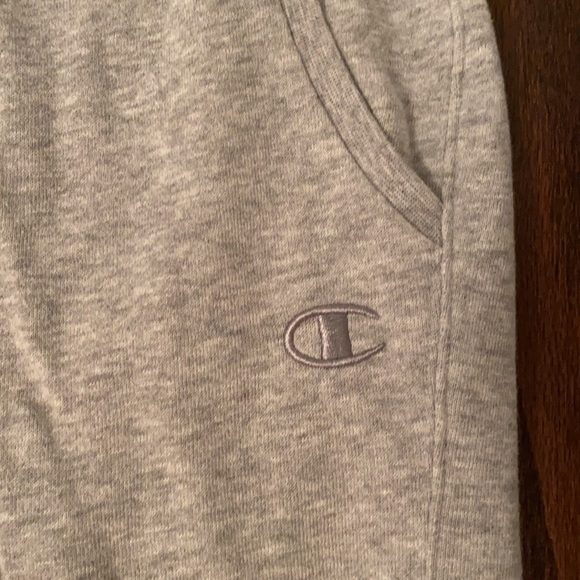 Champion jogging pants in size womens medium. Light grey - Picture 3 of 5